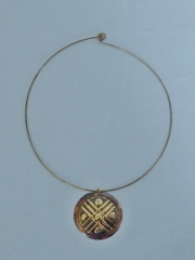 Collier aus Kupfer (ø ± 15 cm)